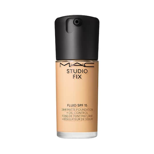 M.A.C Studio Fix Fluid SPF 15 Foundation - NC15 (30 ml)