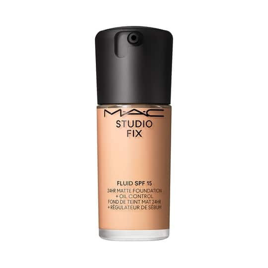 M.A.C Studio Fix Fluid SPF 15 Foundation - C3.5 (30 ml)