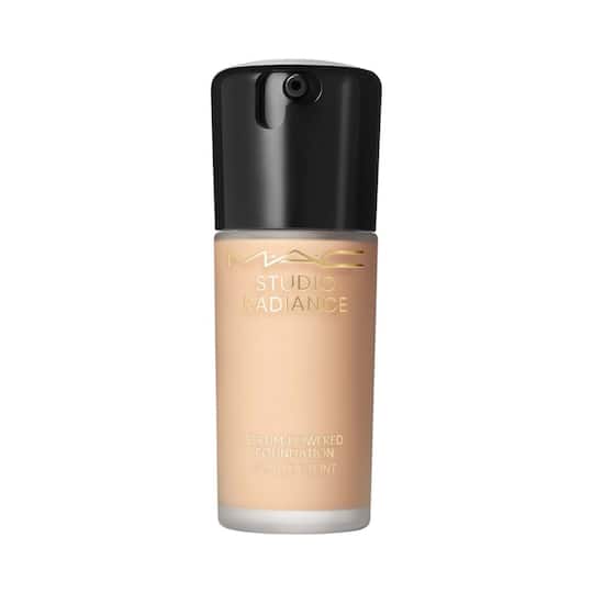 M.A.C Studio Radiance Serum Powered Foundation - NW13 (30 ml)