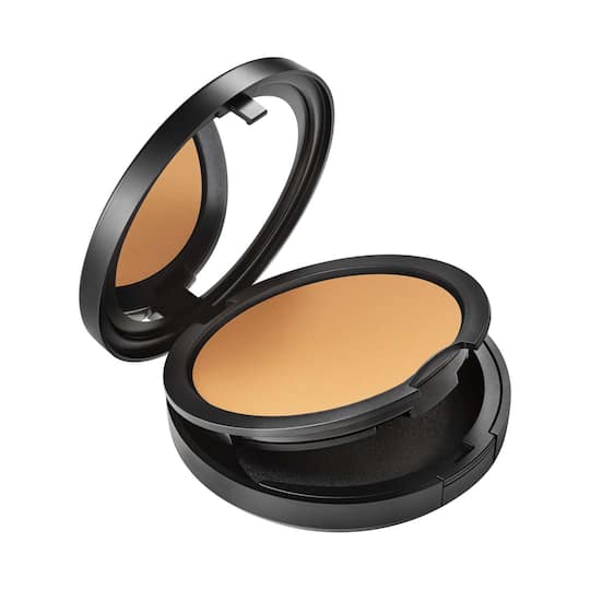 M.A.C Studio Fix Powder Plus Foundation - NC42 (12 g)