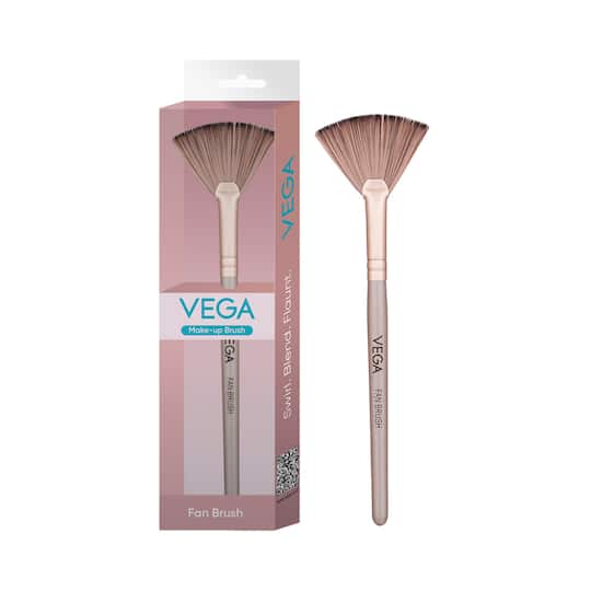 Vega Fan Brush For Face Highlighting and Remove Access Powder MBN-11