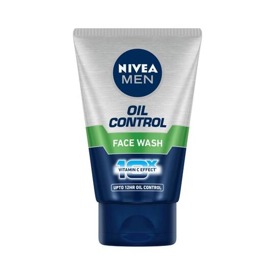 Nivea Men Oil Control 10X Vitamin C Effect Facewash (50g)