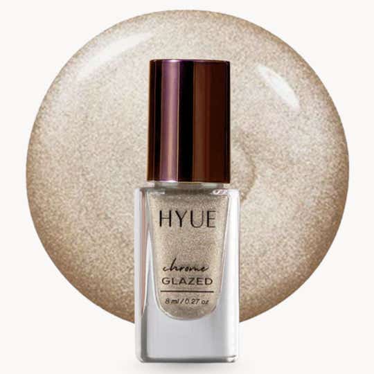 HYUE Chrome Glazed Nail Paint - Icy Silver (8 ml)