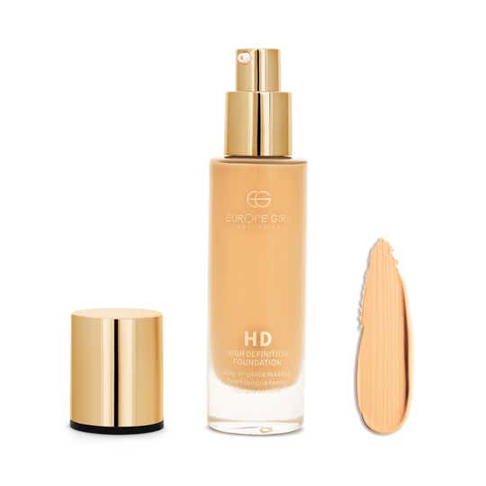 Europe Girl HD Matte Foundation - Light 10 Warm undertone (30 ml)