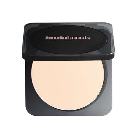 Huda Beauty Easy Bake Airbrush Matte Pressed Powder - Pound Cake (8.5 g)