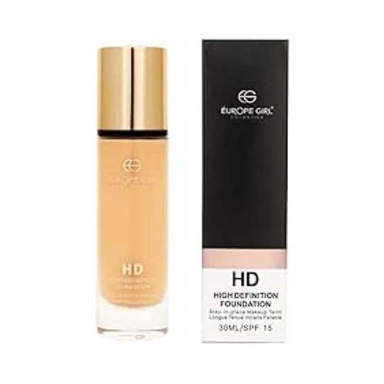 Europe Girl HD Matte Foundation - Light 20 Warm undertone (30 ml)