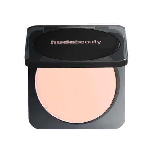 Huda Beauty Easy Bake Airbrush Matte Pressed Powder - Peach Cupcake (8.5 g)