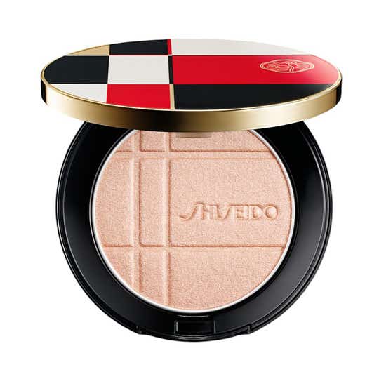 Shiseido Color + Glow Enhancer - 02 Beige Crystal (7.2 g)