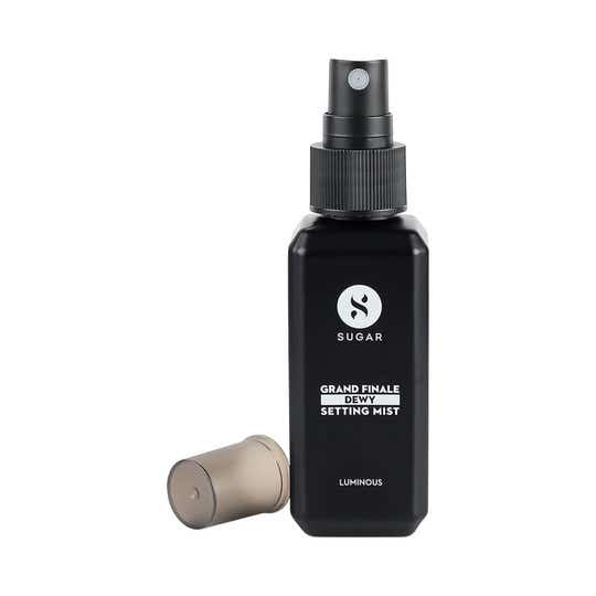 SUGAR Cosmetics Grand Finale 2-In-1 Setting Mist - Transparent (50 ml)