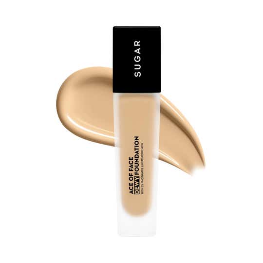 SUGAR Cosmetics Ace Of Face Dewy Foundation - 07 Vanilla Latte (30 ml)