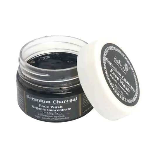 Rustic Art Organic Concentrate Geranium Charcoal Facewash (50g)