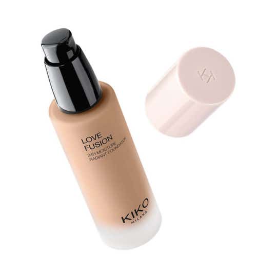 KIKO Milano Love Fusion 24H Moisture Radiant Foundation - 5.5NR Neutral Rose (30 ml)