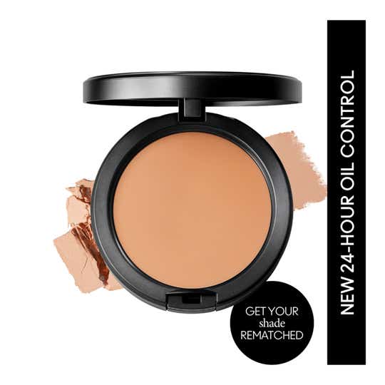 M.A.C Studio Fix Powder Plus Foundation - C4.5 (12 g)
