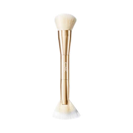 ICONIC LONDON Cheek Glow Brush