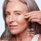 Clarins Bright Plus Dark Spot-Targeting Milky Essence (200 ml)