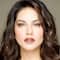 Star Struck by Sunny Leone Lip Kit - Bronze Beauty (2Pcs)